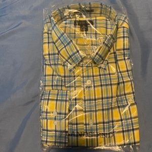 No iron twill sportshirt